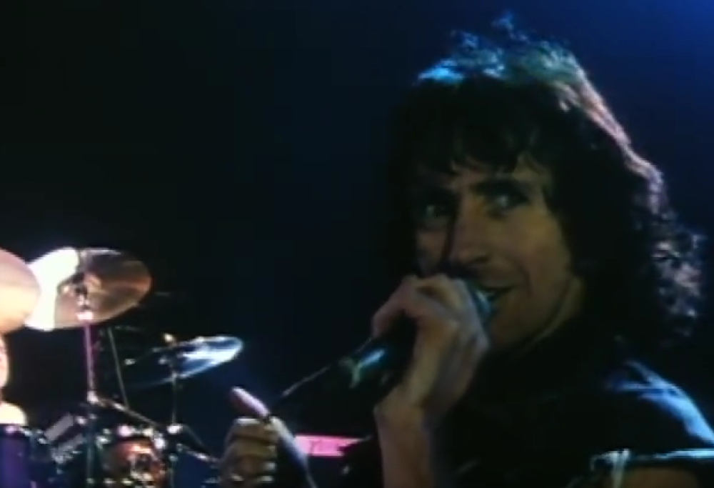 AC/DC - Highway to Hell