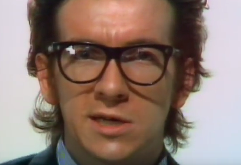 Elvis Costello & The Attractions - (I Don't Want To Go To) Chelsea