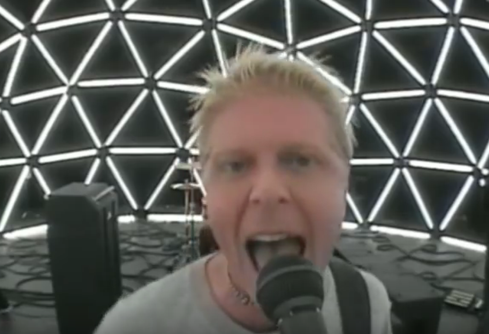 The Offspring - (Can't Get My) Head Around You