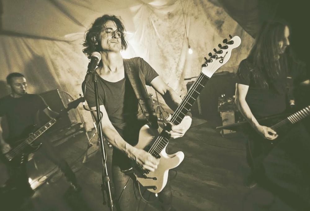 Gojira - Stranded