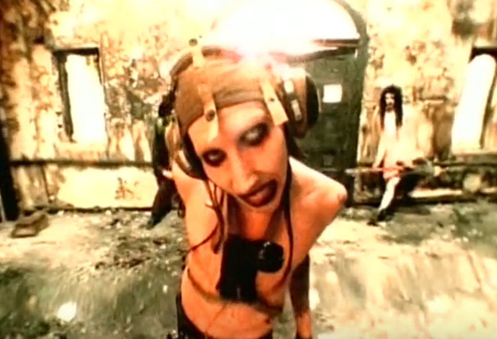 Marilyn Manson - Sweet Dreams (Are Made Of This)