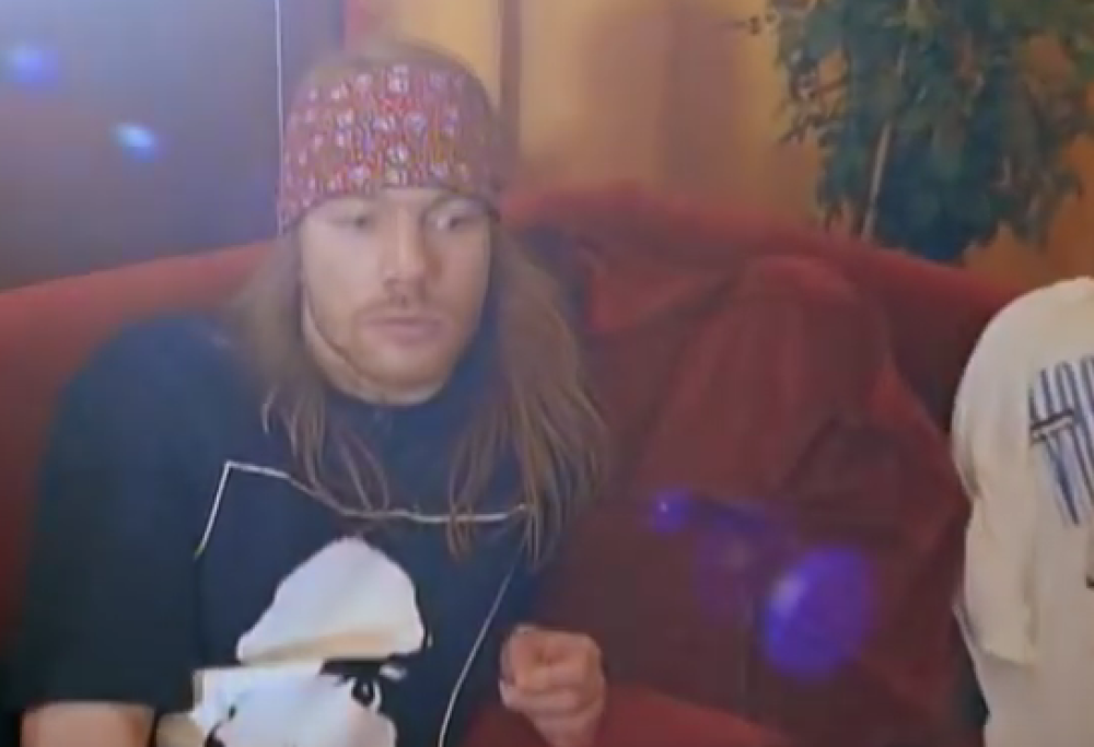Guns N' Roses - Estranged