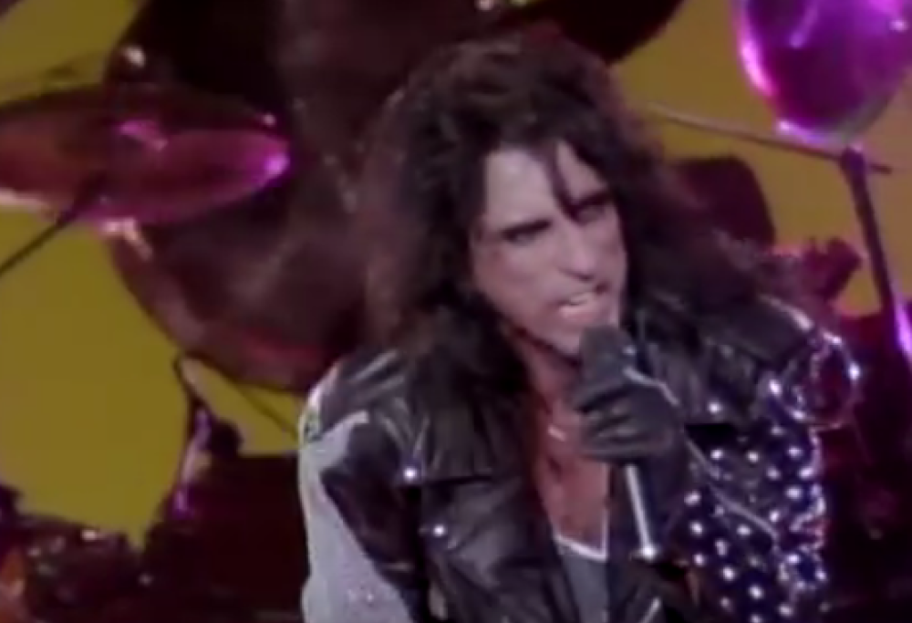 Alice Cooper - Poison (live)