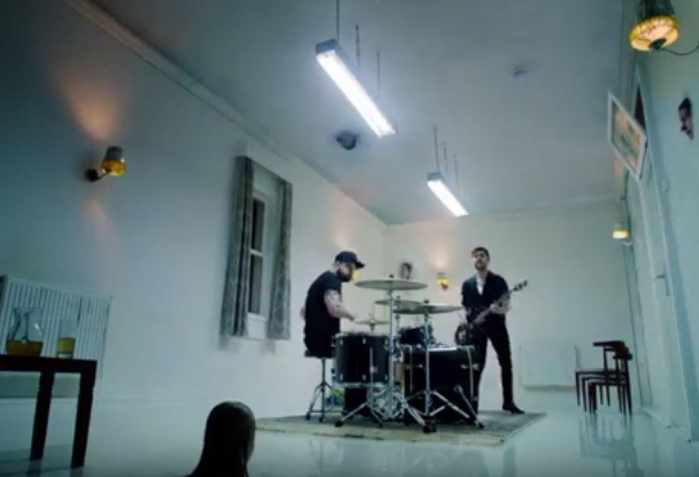 Royal Blood – Lights Out