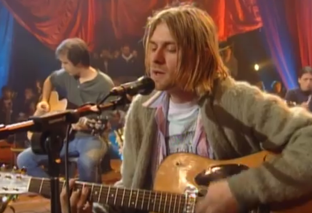 Nirvana - About A Girl (MTV Unplugged)