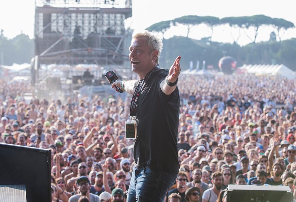 Le foto del dj set di Ringo e Toky (con un ospite a sorpresa) prima del concerto di Eddie Vedder