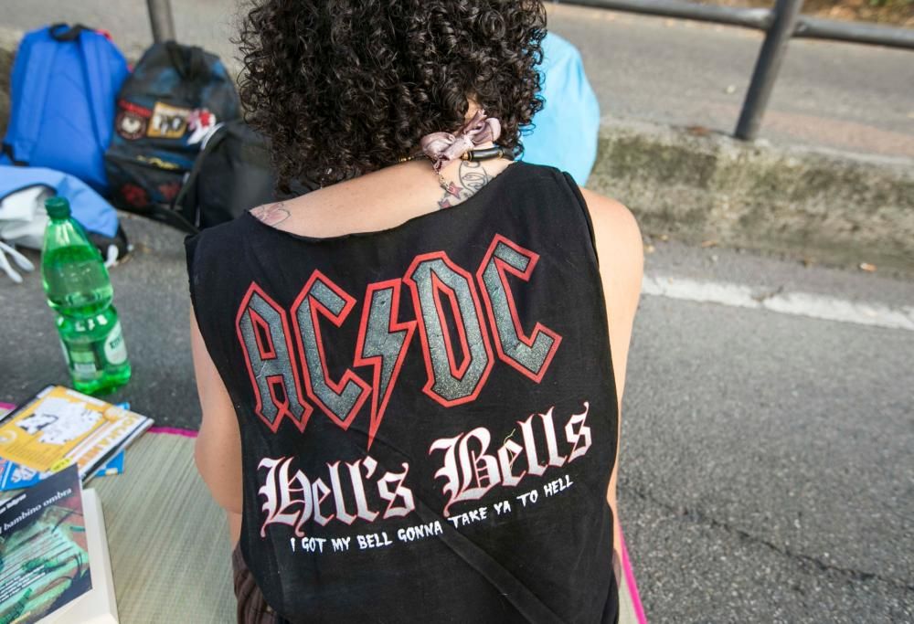AC/DC: le foto dei primi fan arrivati a Imola