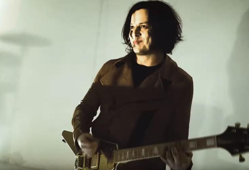 The Raconteurs - Sunday Driver