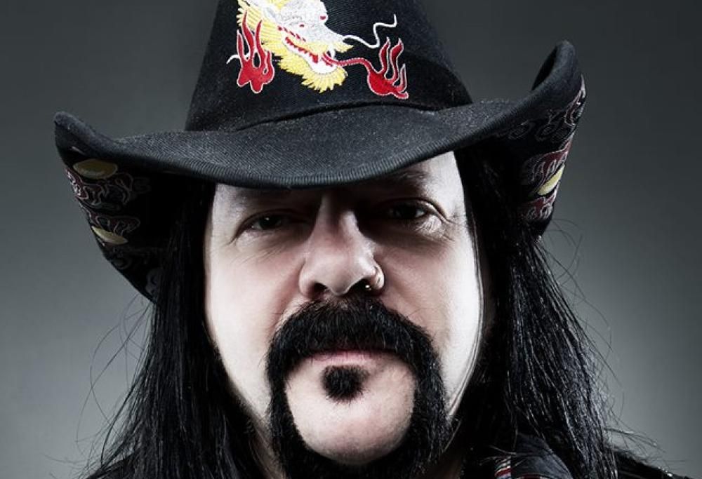 In memory of Vinnie Paul. Le foto più belle del batterista fondatore dei Pantera
