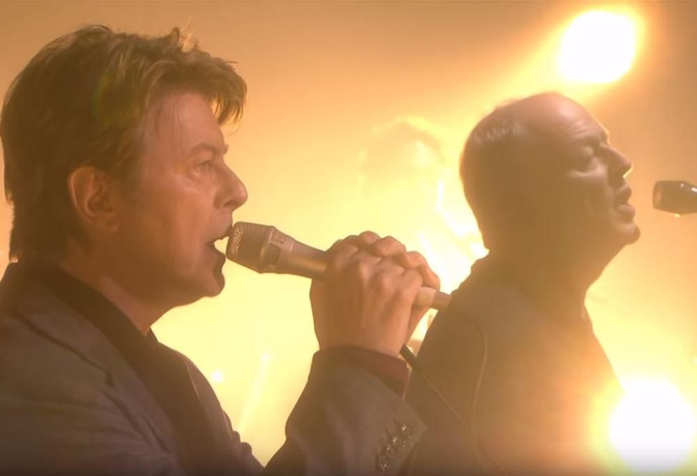 David Gilmour: pubblicate Arnold Layne e Comfortably Numb live con David Bowie! Una delle sue ultime performance. Guarda i video