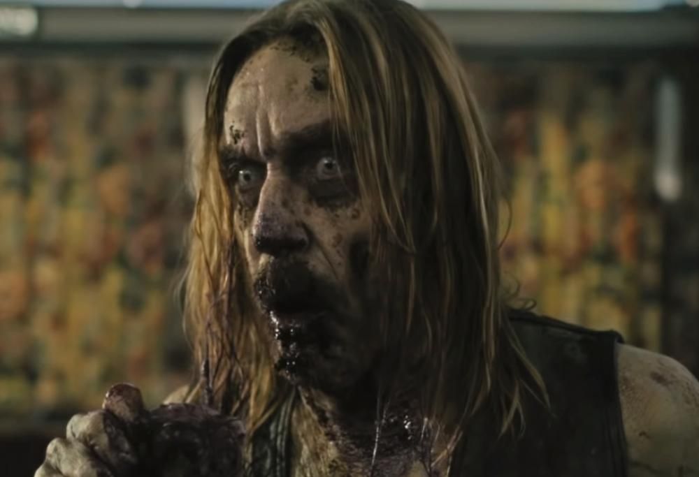 Iggy Pop è uno zombie nel trailer ufficiale di The Dead Don’t Die, il film con Bill Murray e Tilda Swinton! Guardalo qui