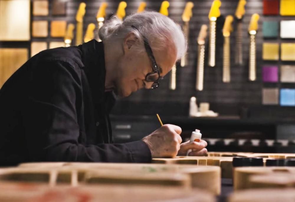 Jimmy Page racconta la storia della leggendaria Telecaster del '59 donata da Jeff Beck in un corto animato. Guardalo qui