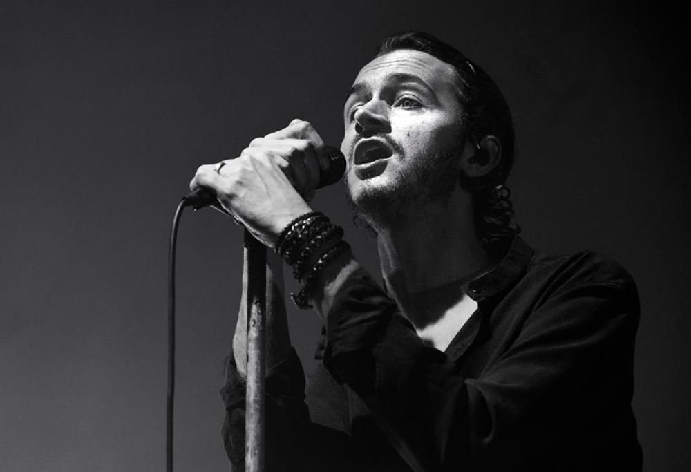 Buon compleanno Tom Smith. La gallery con le foto più belle del leader degli Editors