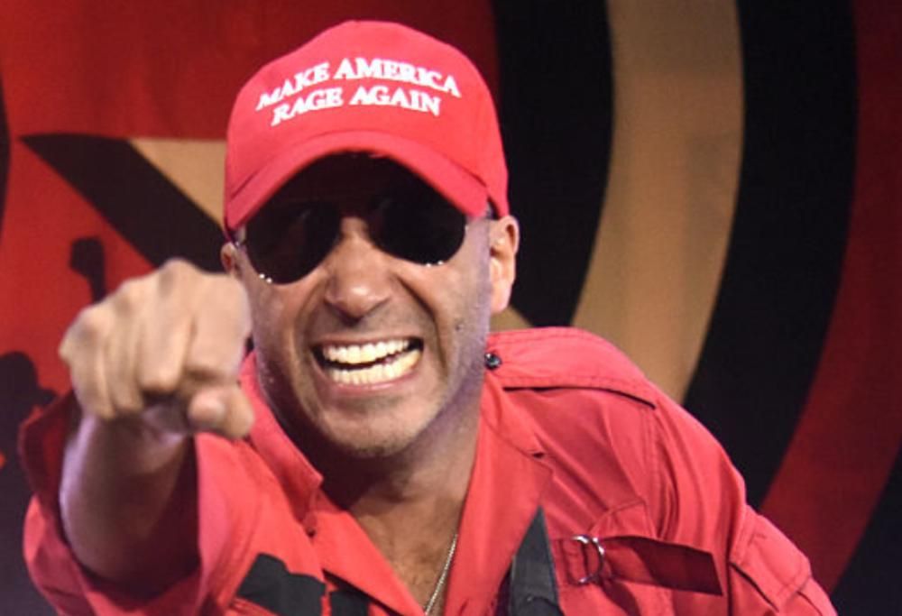 Buon compleanno Tom Morello! Guarda le foto più belle del chitarrista