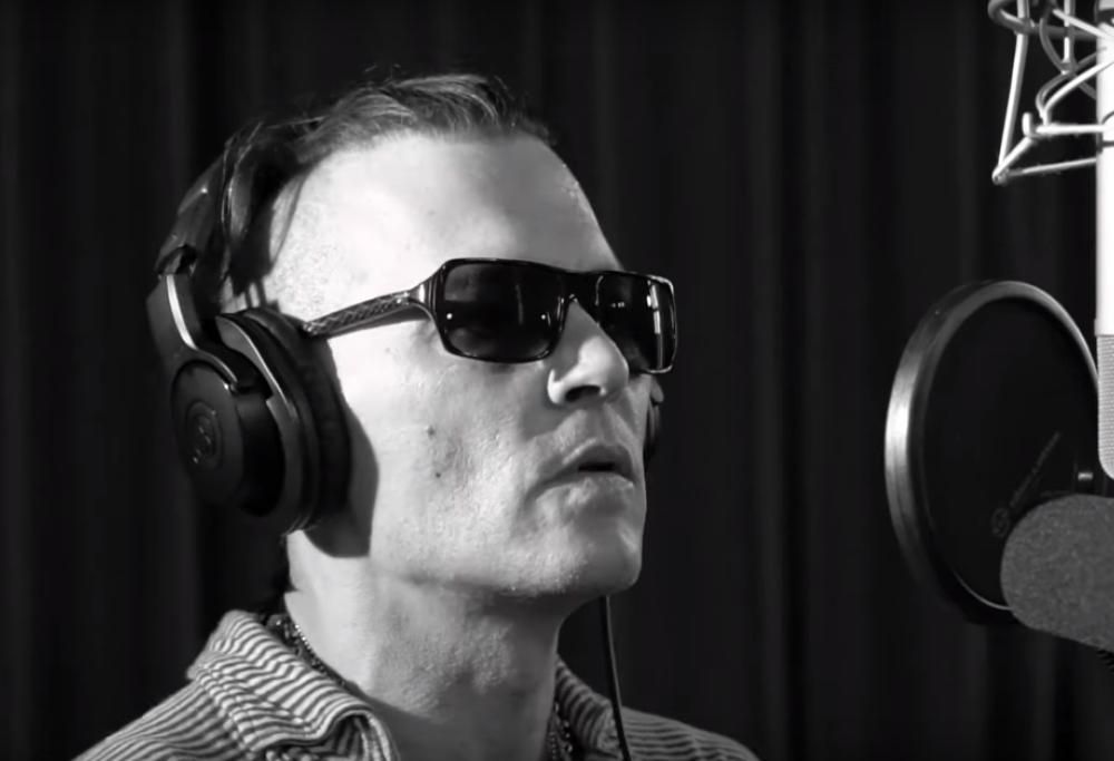 Hollywood Vampires: pubblicata "Heroes" con Johnny Depp alla voce registrata agli Hansa Studios di Berlino. Guarda il video
