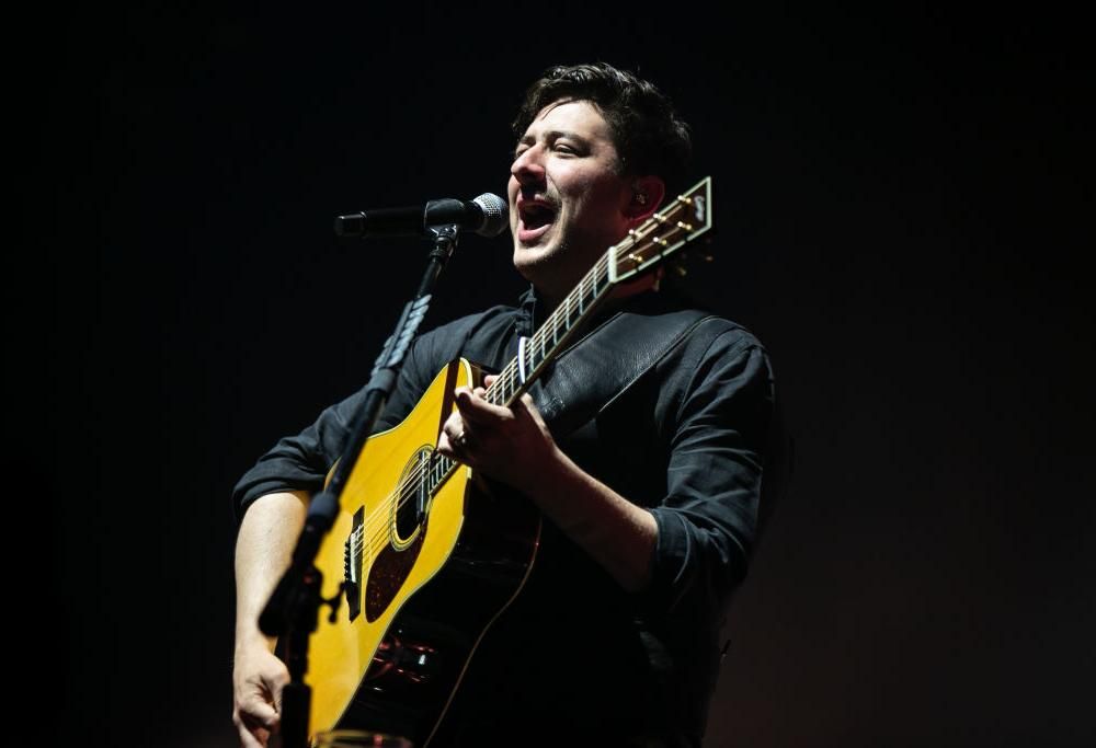 Mumford & Sons: guarda le foto del concerto a Cardiff
