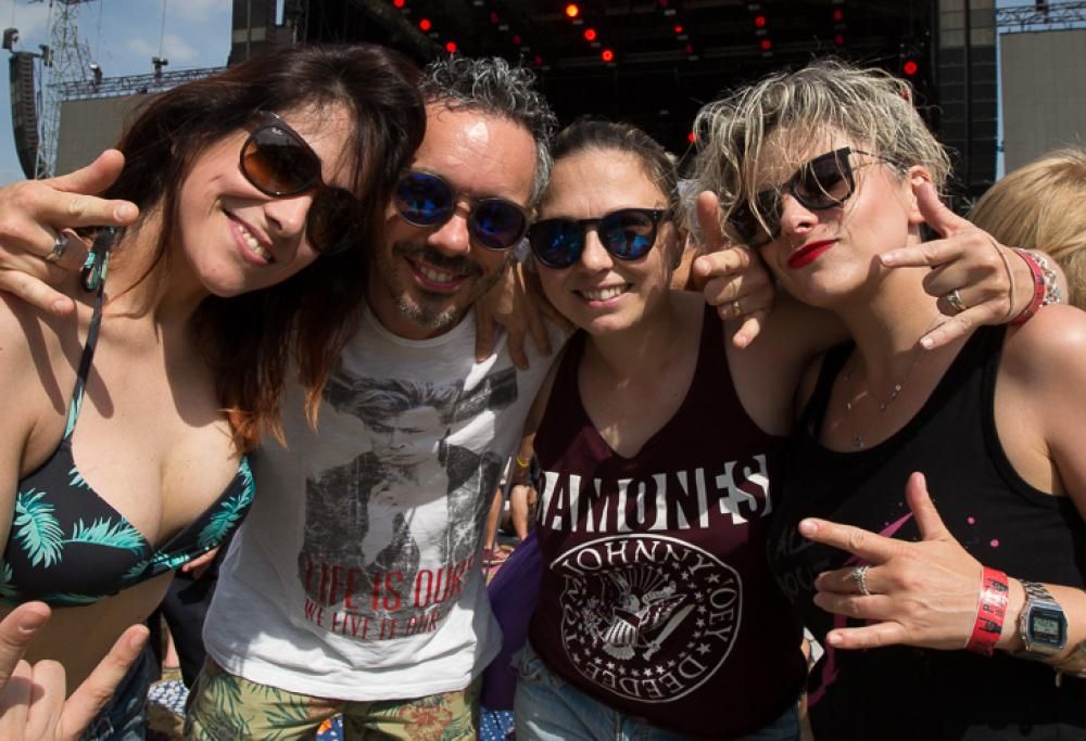 Facce da Eddie Vedder a Firenze Rocks! Guarda la gallery con il pubblico dalla Visarno Arena