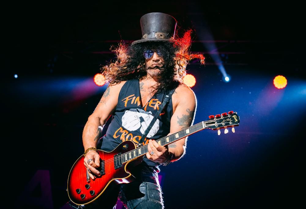 Slash feat Myles Kennedy and The Conspirators: guarda le foto a Rock The Castle