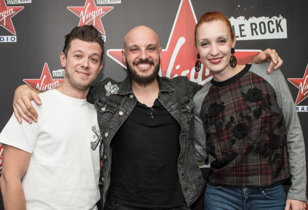 Speciale Shtevil: il live acustico di On Fire e l'intervista