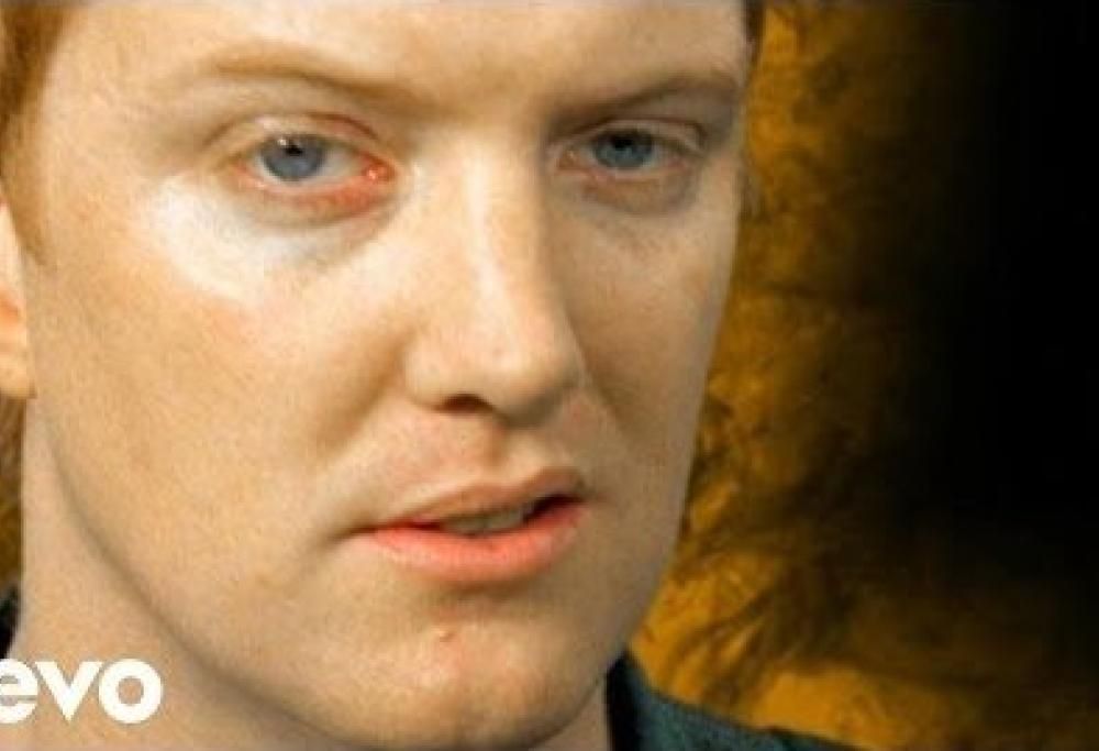 Queens Of The Stone Age – No One Knows