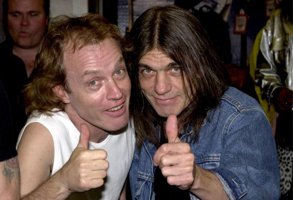 Malcolm e Angus Young: guarda le foto dei fratelli che con gli AC/DC hanno scritto la storia del rock!