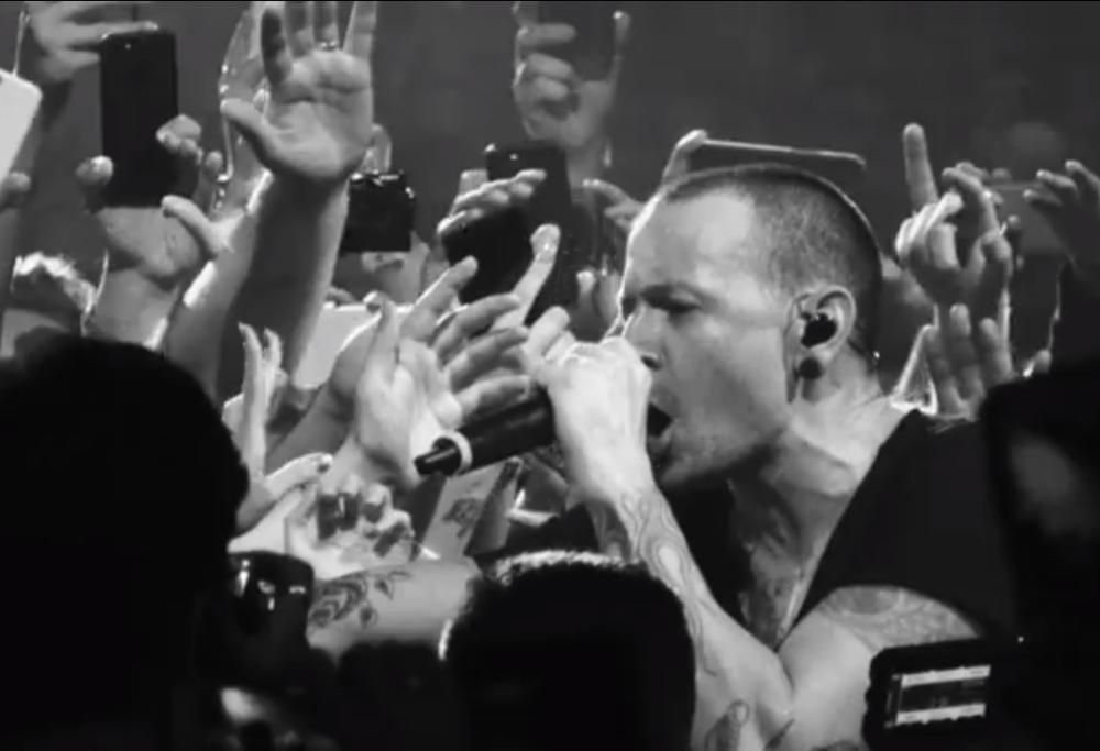 Linkin Park: pubblicato il video completo di Crawling tratto da One More Light Live! Guardalo QUI