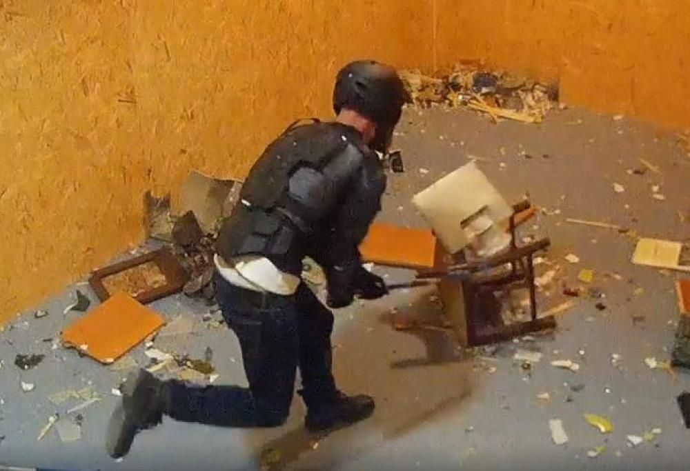 Arriva la prima “Rage room” in Italia: ecco tutti i dettagli della “Stanza della rabbia” dove puoi spaccare tutto! Guarda le foto e i video