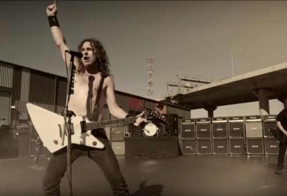 Airbourne - Live It Up