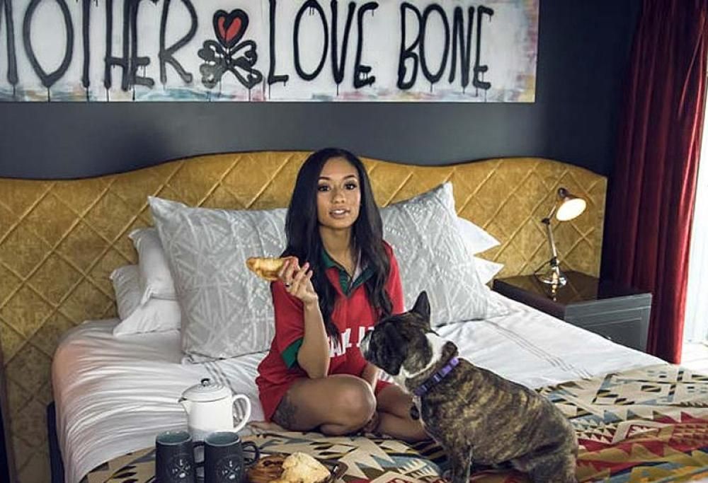 Pearl Jam: un hotel di Seattle lancia la suite dedicata alla band! Parte del ricavato ai senzatetto della città. Le foto e i prezzi