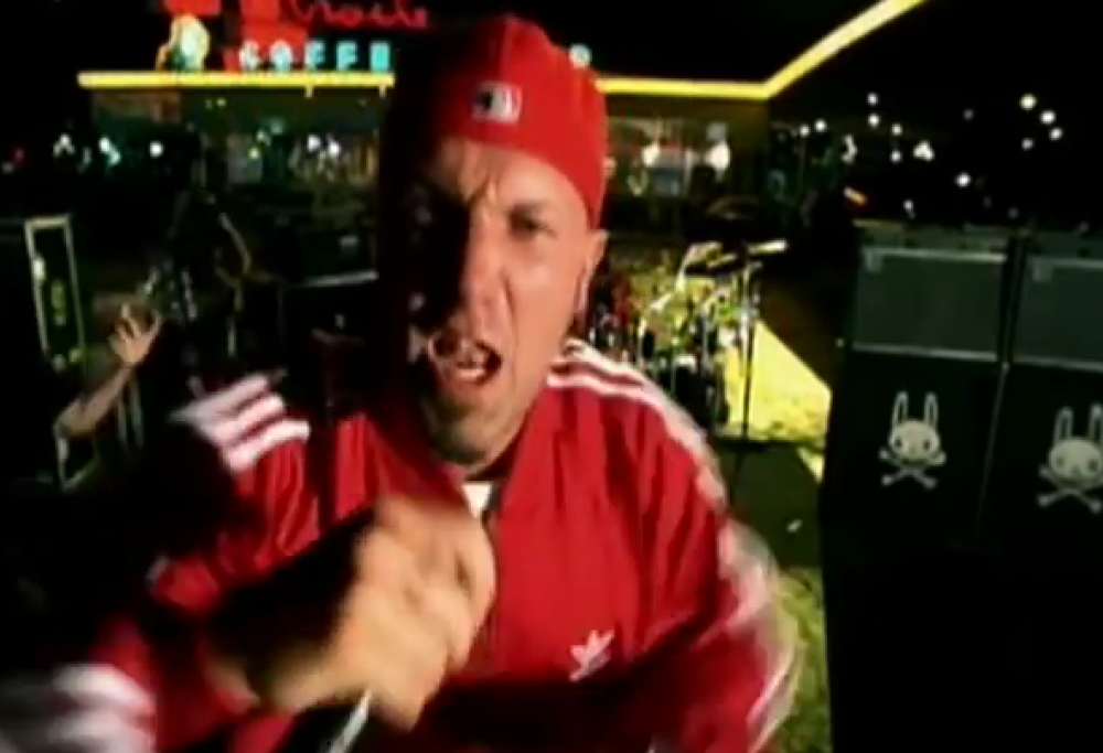 Limp Bizkit - Take A Look Around