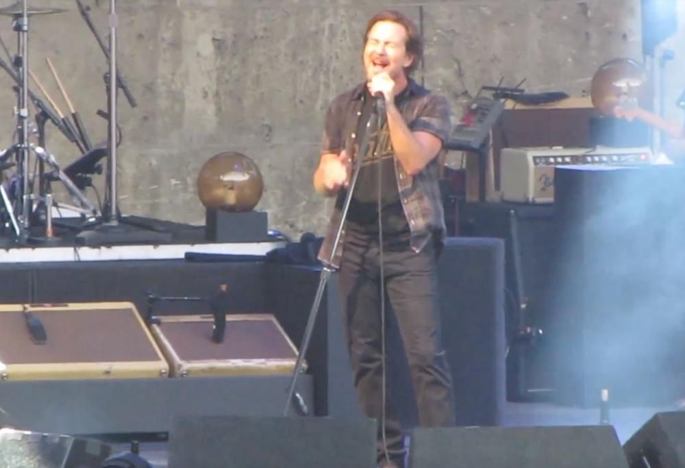 Pearl Jam: la band suona Angie dei Rolling Stones durante il concerto a Berlino! Guarda il video