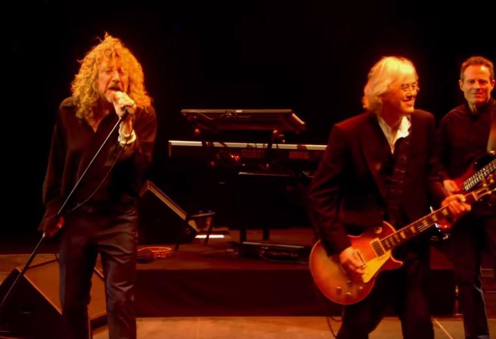 Led Zeppelin - Black Dog (Live @ O2 Arena 2007)