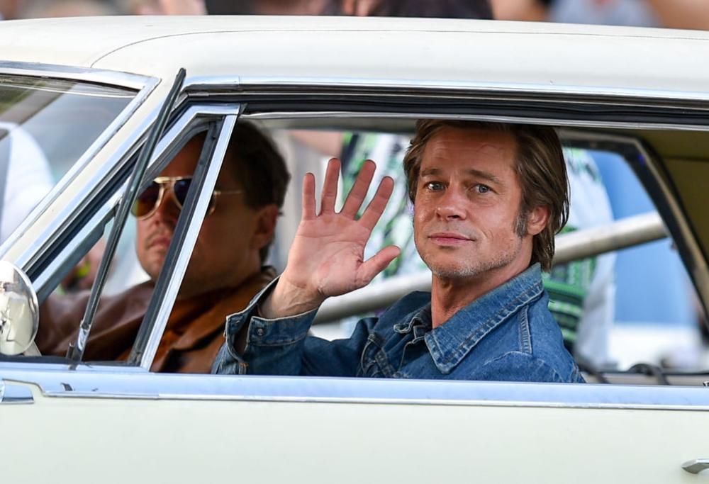 Quentin Tarantino: le nuove foto (e i video) di Once Upon A Time In Hollywood con Pitt, Di Caprio e Al Pacino sul set! Guardale qui