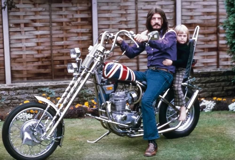 Led Zeppelin: il video con il lancio del libro celebrativo dei 50 anni della band. Guarda le prime immagini