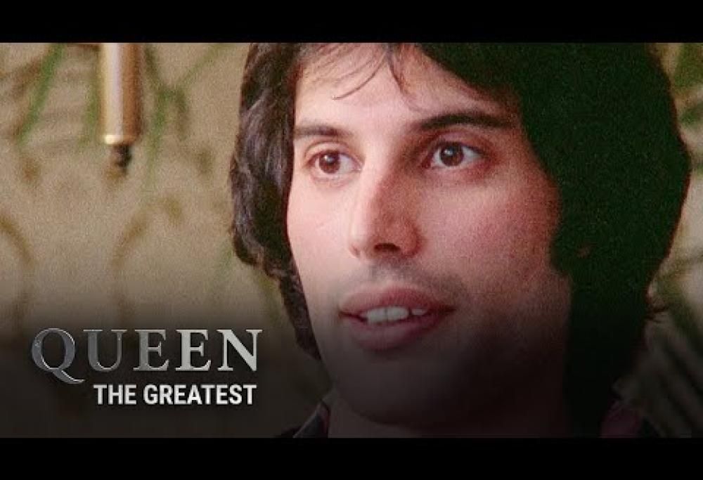 Queen, la terza puntata della serie The Greatest. "Killer Queen", il punto di svolta della loro carriera. Guardala qui