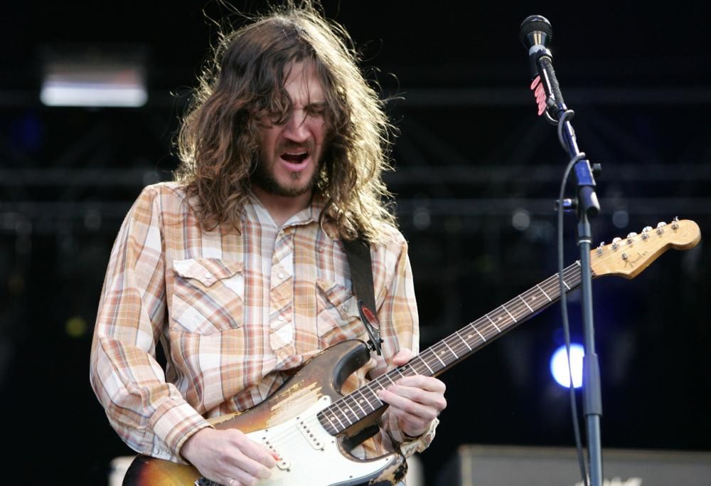 Buon compleanno John Frusciante! La gallery dedicata al grande chitarrista dei Red Hot Chili Peppers