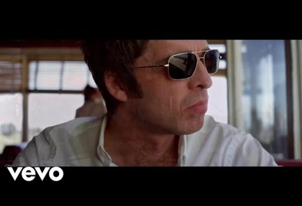 Noel Gallagher’s High Flying Birds - The Death Of You And Me