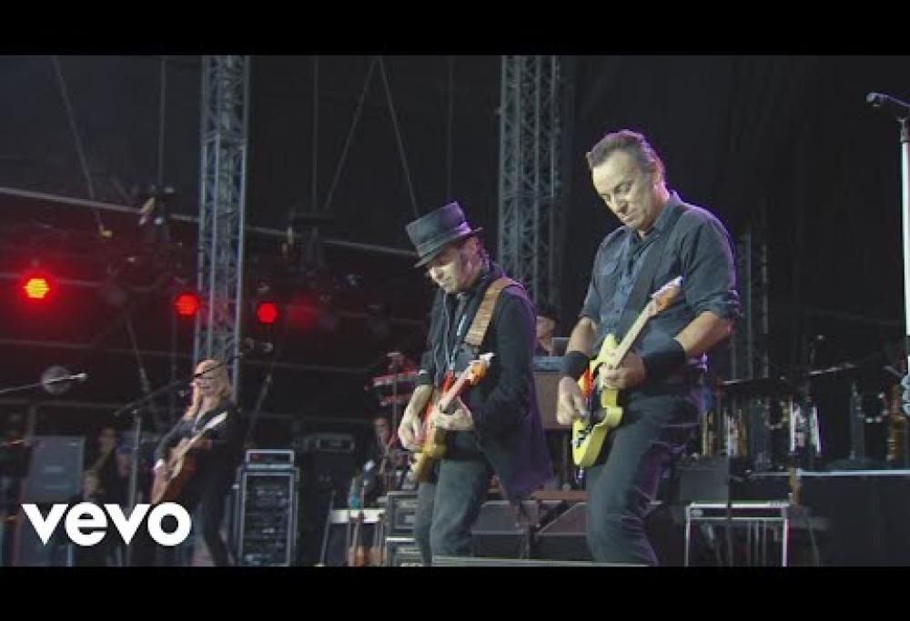 Bruce Springsteen - No Surrender (live)