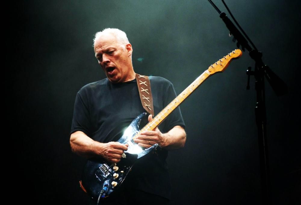 David Gilmour pubblica il nuovo singolo "Yes I Have Ghosts" realizzato insieme alla figlia Romany. Ascoltalo qui