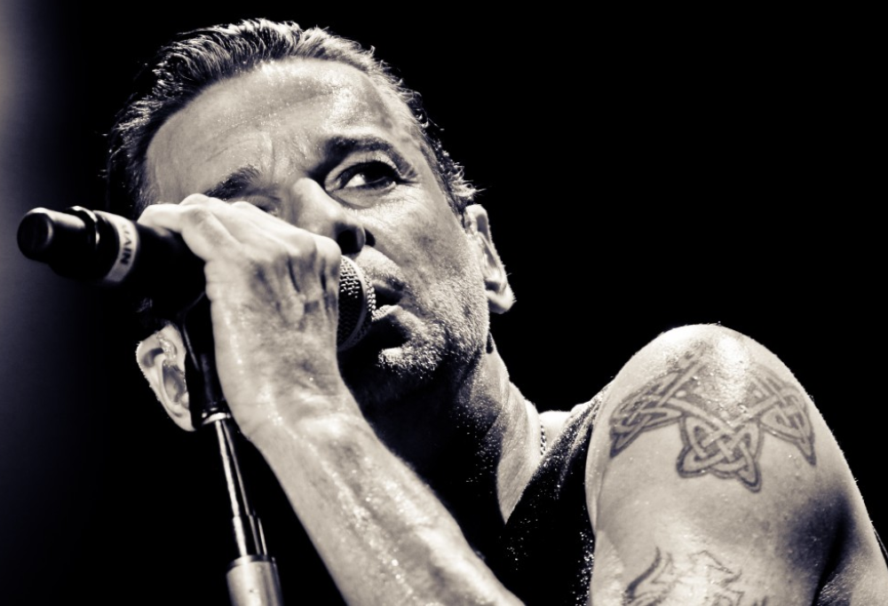 Dave Gahan ha pubblicato il nuovo singolo "Metal Heart" con i Soulsavers. Ascoltalo qui