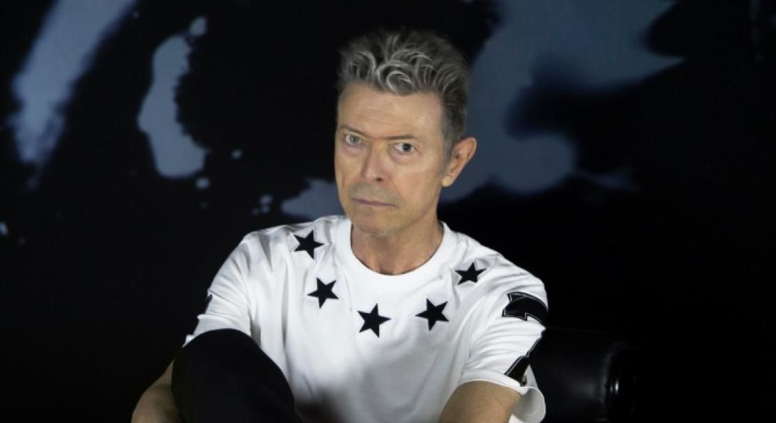 David Bowie, Tony Visconti racconta gli ultimi giorni del Duca Bianco: "A volte non ce la faceva, ma non l’ho mai visto così felice"