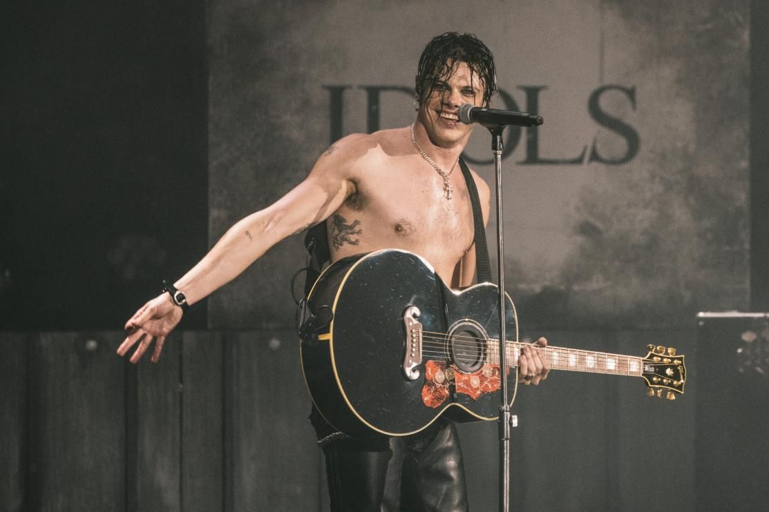 Yungblud: cancellate le rimanenti date dal tour 2025 per un problema di salute. Guarda il messaggio