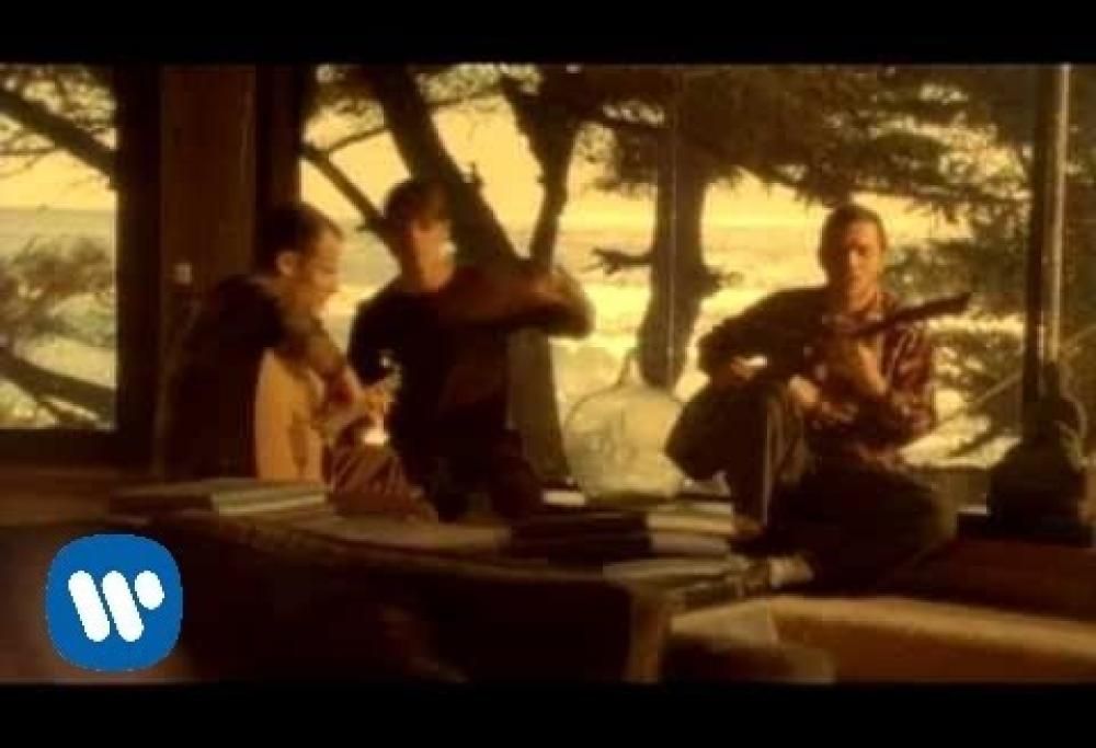 Red Hot Chili Peppers - Road Trippin'