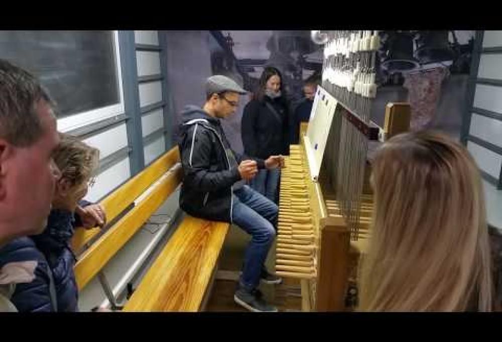 AC/DC: ascolta Hells Bells suonata per intero con le campane!