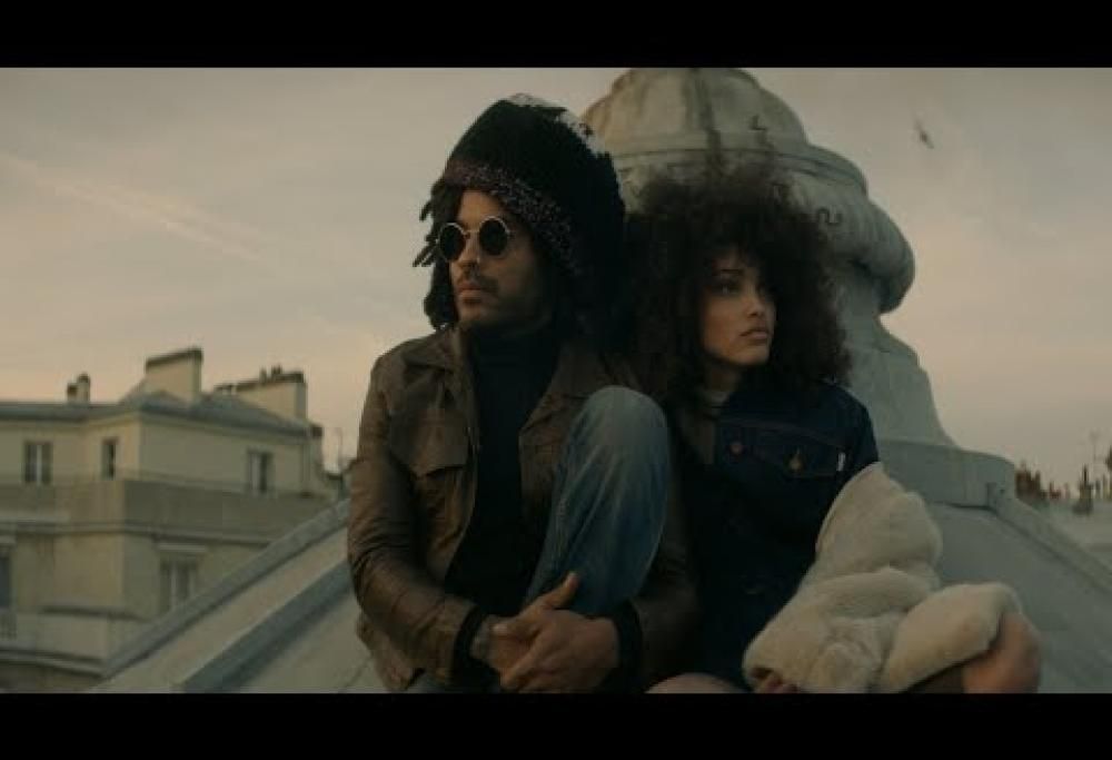 Lenny Kravitz pubblica il video del nuovo singolo "Ride". Guardalo qui