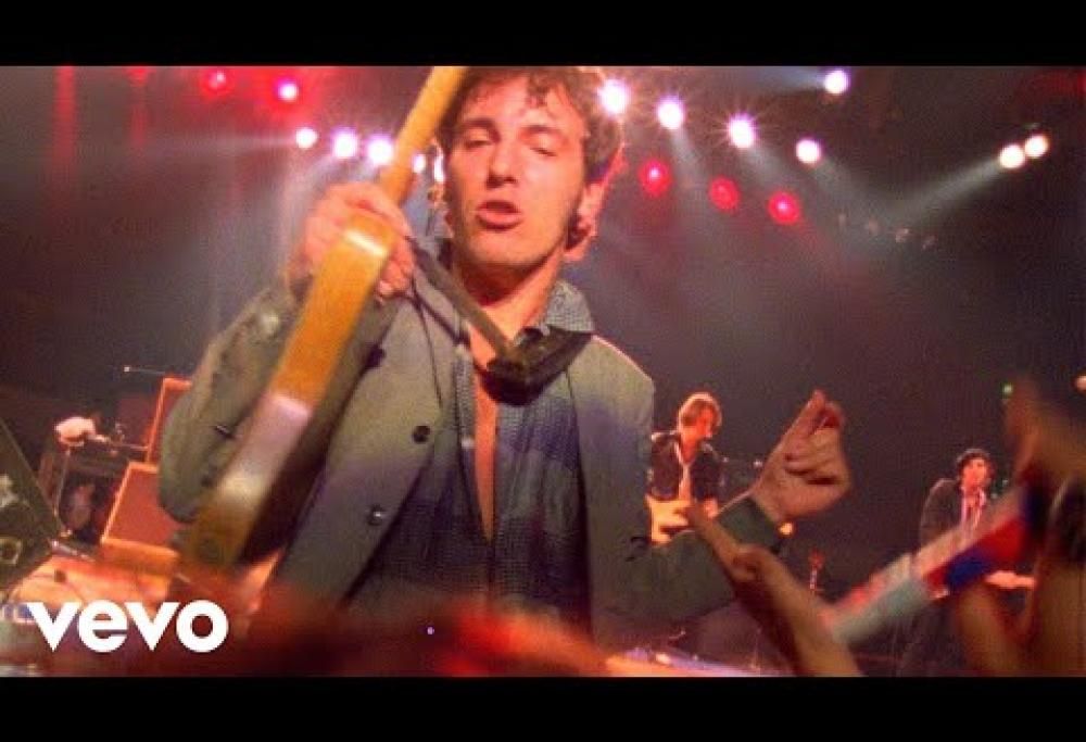 Bruce Springsteen, pubblicato il video live di Sherry Darling estratto dal film "No Nukes". Guardalo qui
