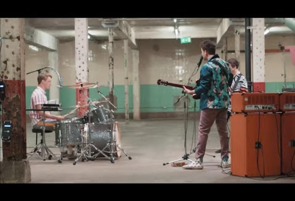 The Wombats - Bee-Sting