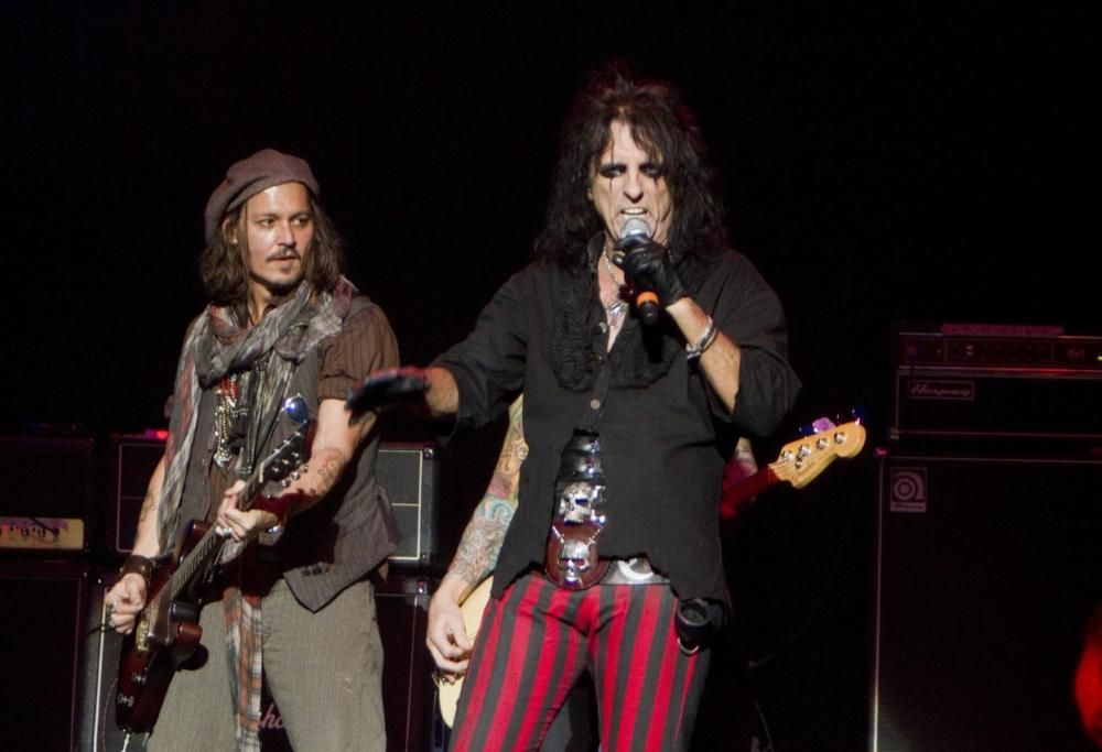 Alice Cooper in concerto con Johnny Depp