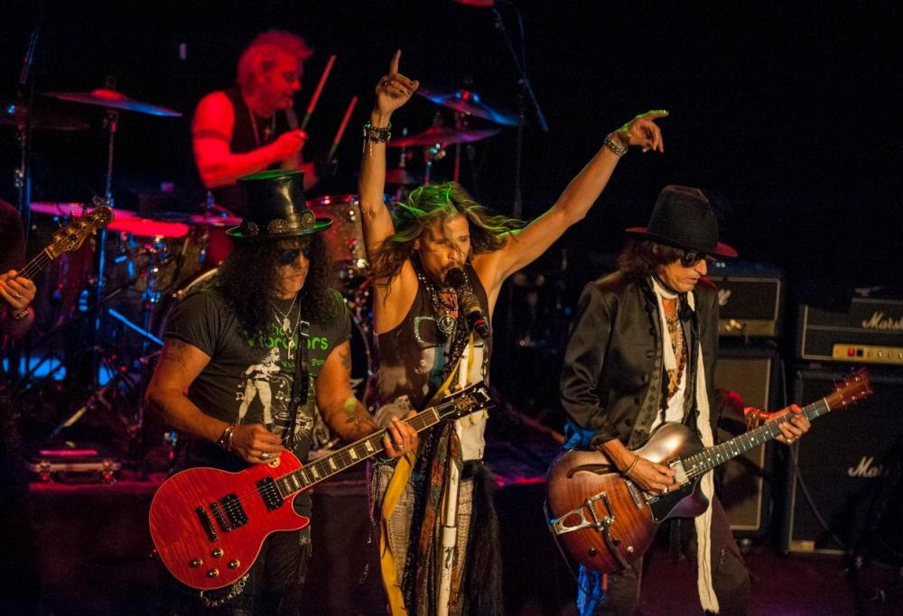 Aerosmith in concerto a Los Angeles con Slash