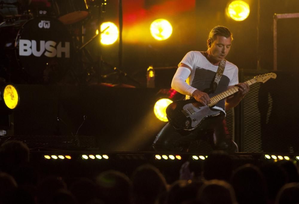 Bush in concerto a Los Angeles